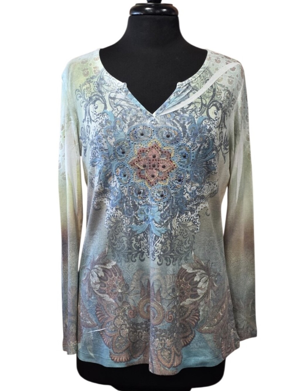 Vintage Y2K Kiara Bling Long-Sleeve Floral Mandala Top in Blue and Cream